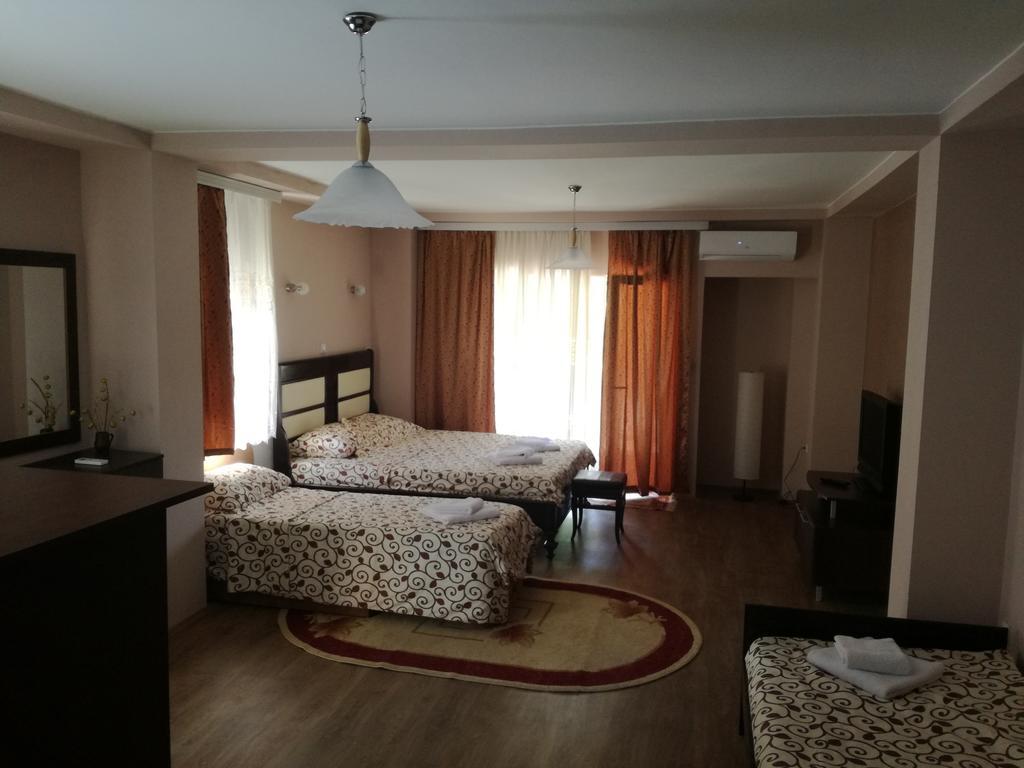 Villa Gala Skopje Extérieur photo