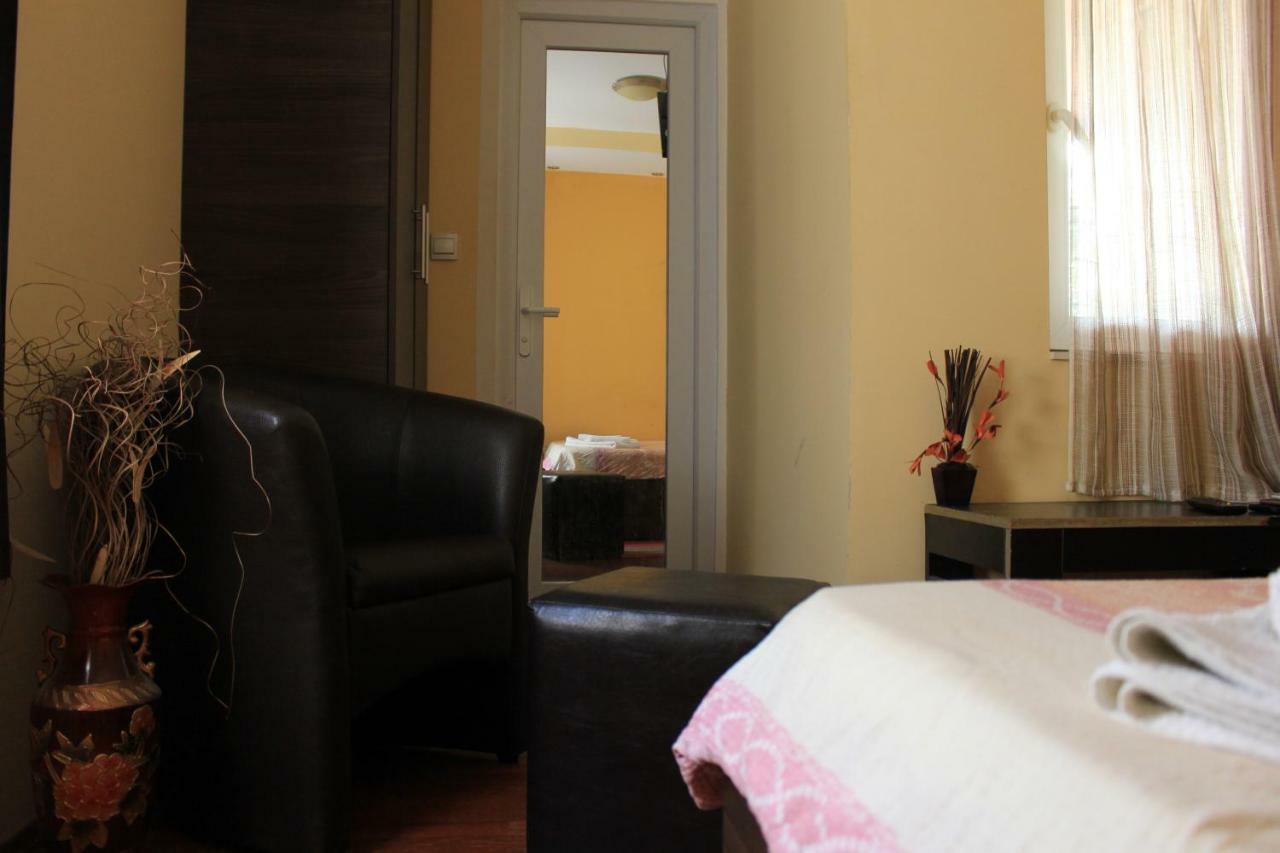 Villa Gala Skopje Extérieur photo